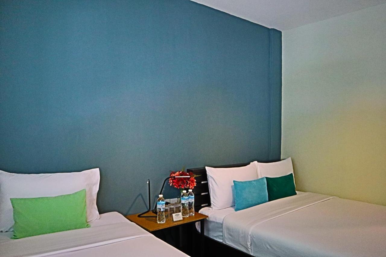Baan Wangderm Hotel Bangkok Esterno foto