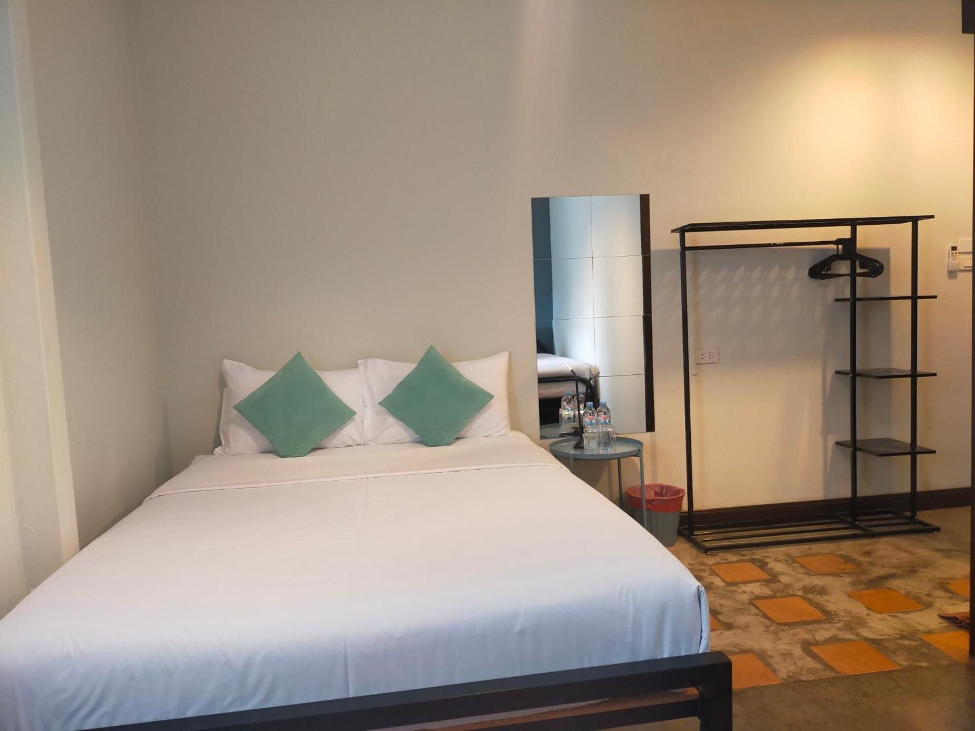 Baan Wangderm Hotel Bangkok Esterno foto
